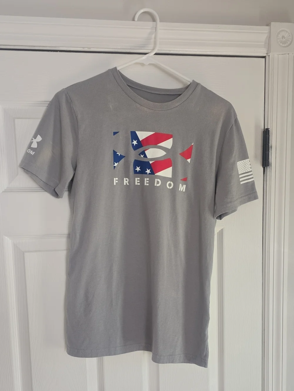 Under Armour Gray Short Sleeve Tee with Flag Graphic